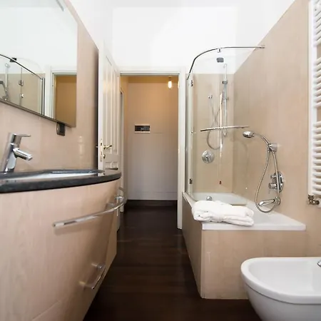 Be Carducci Apartment Milan