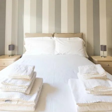 Be Carducci Apartment *